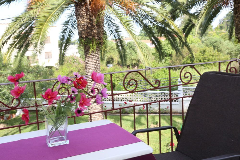 חניוטי Hotel Apartment Kastoria מראה חיצוני תמונה