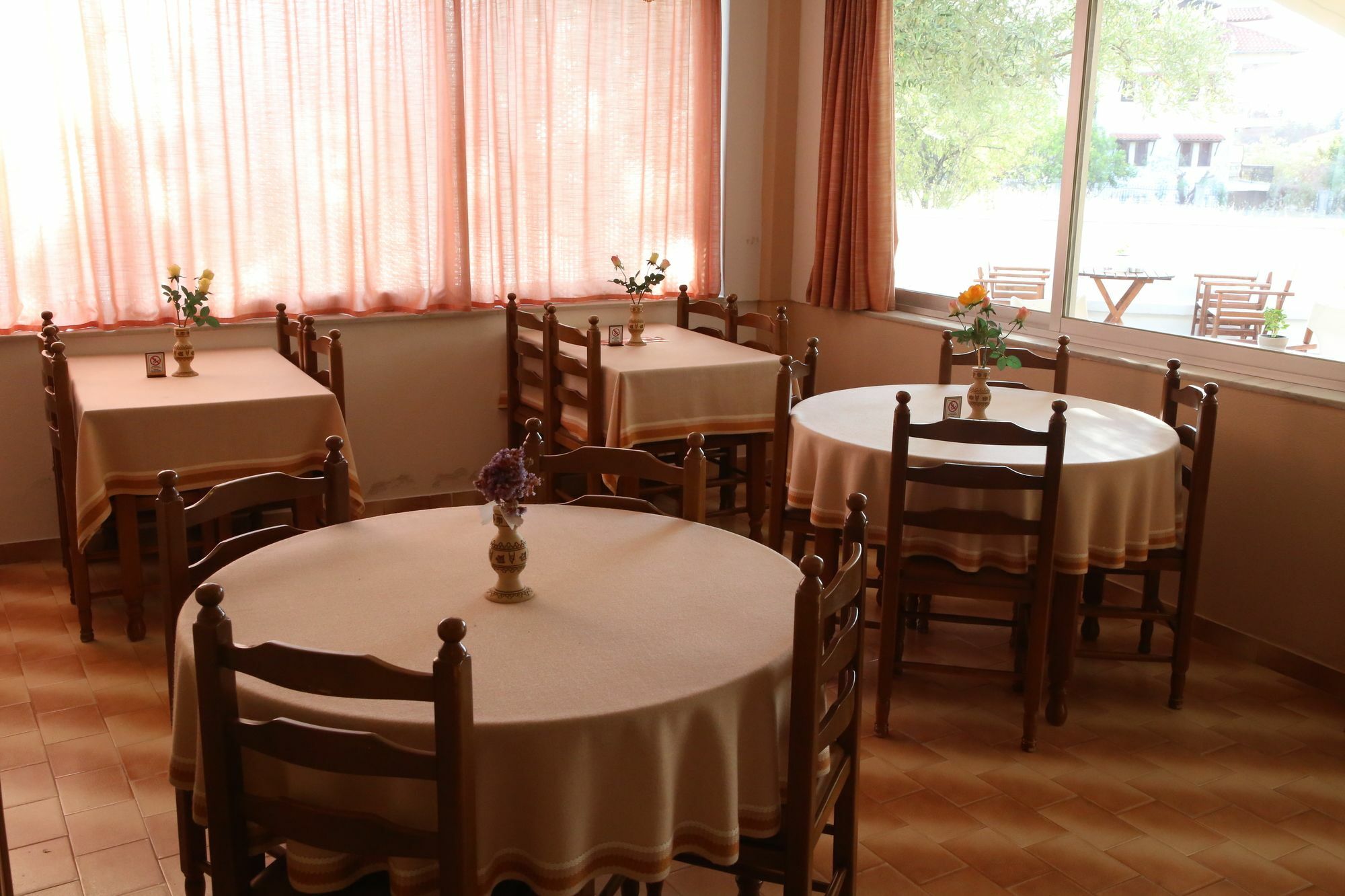 חניוטי Hotel Apartment Kastoria מראה חיצוני תמונה