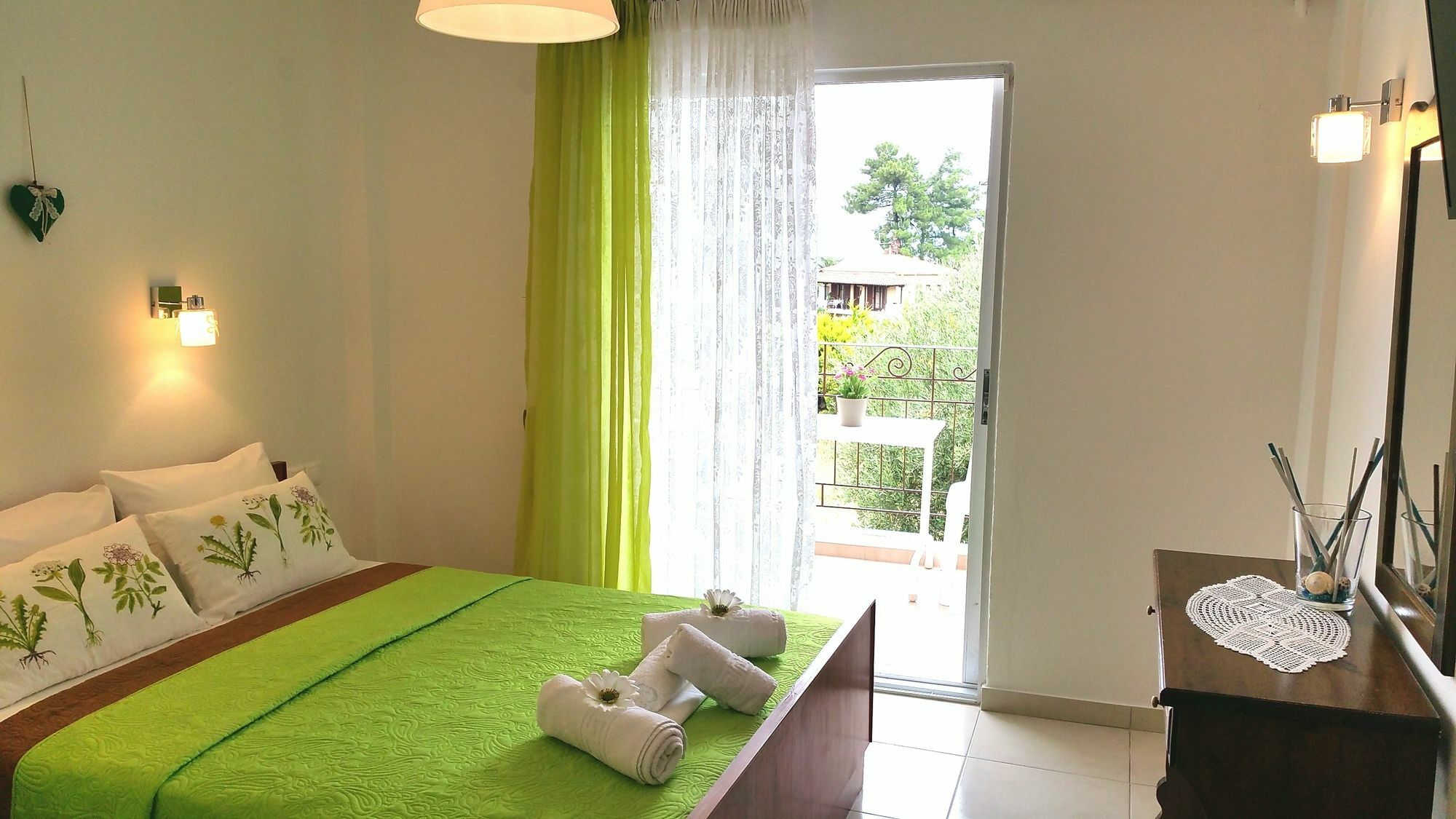חניוטי Hotel Apartment Kastoria מראה חיצוני תמונה